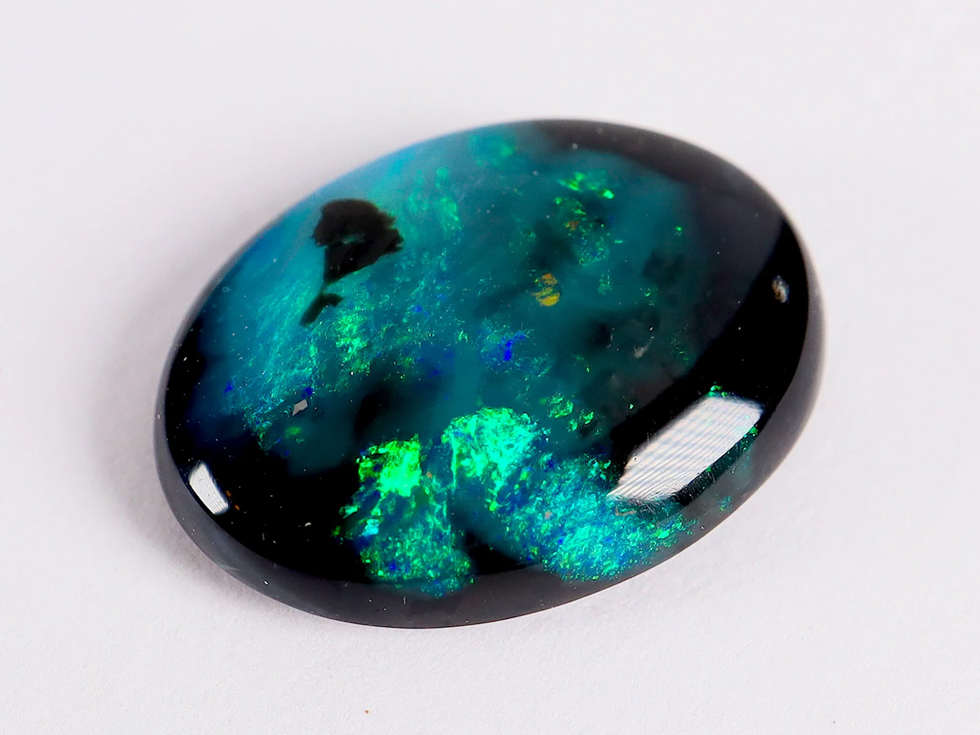 Lightning Ridge Australia – Solid Black Opal – 1.9 cts