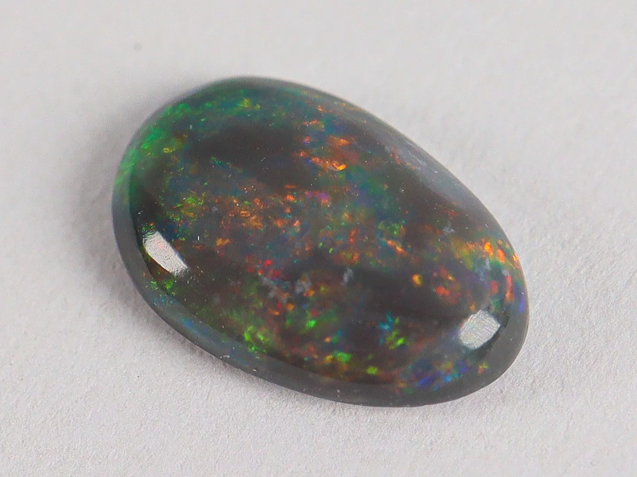 Solid Black Opal - 0.4 cts - Lightning Ridge Australia - Image 7