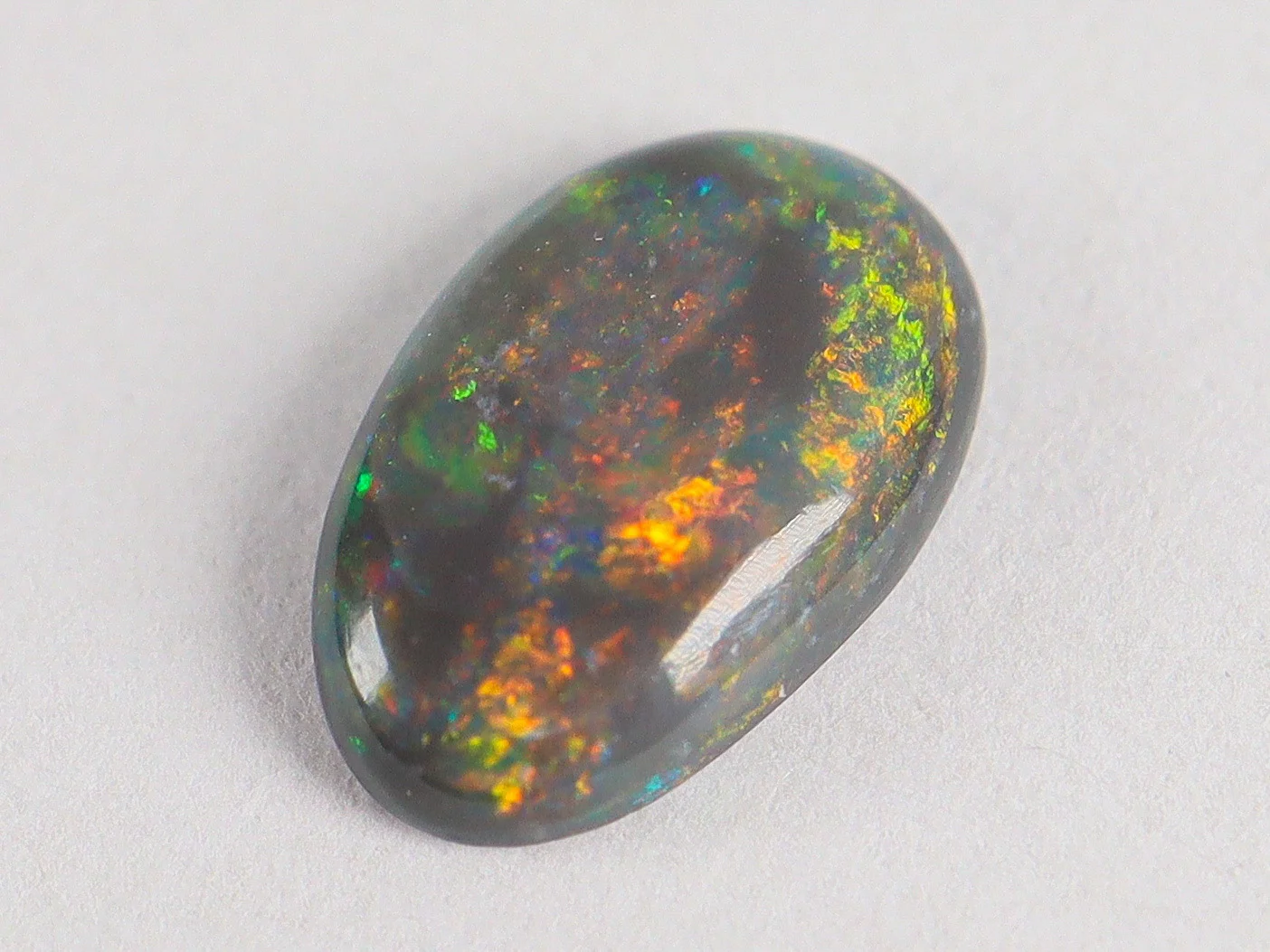 Lightning Ridge Australia – Solid Black Opal – 0.4 cts