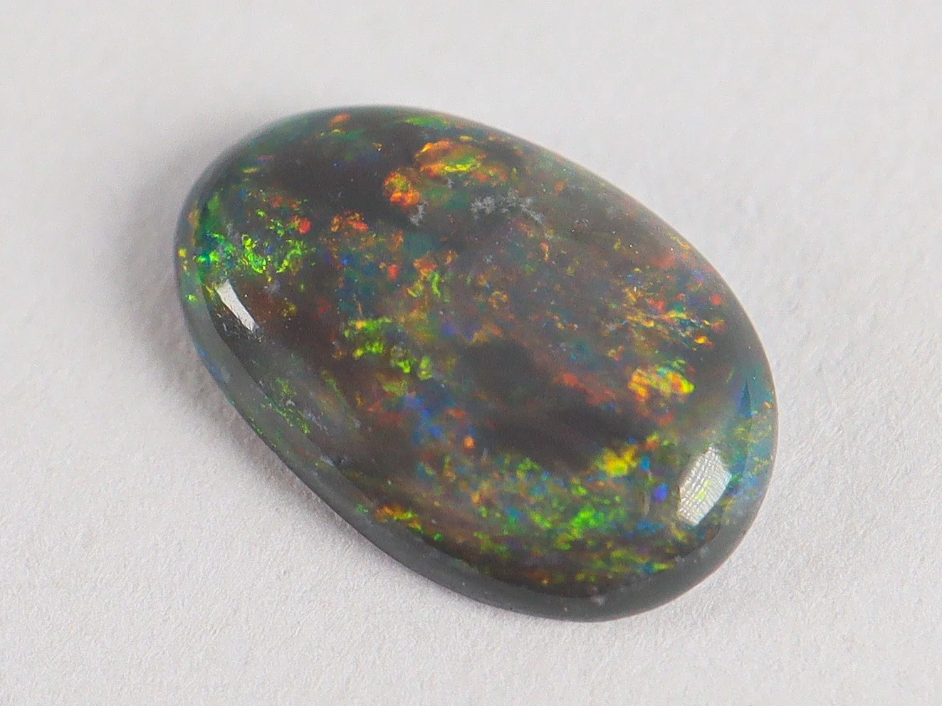 Solid Black Opal - 0.4 cts - Lightning Ridge Australia - Image 4