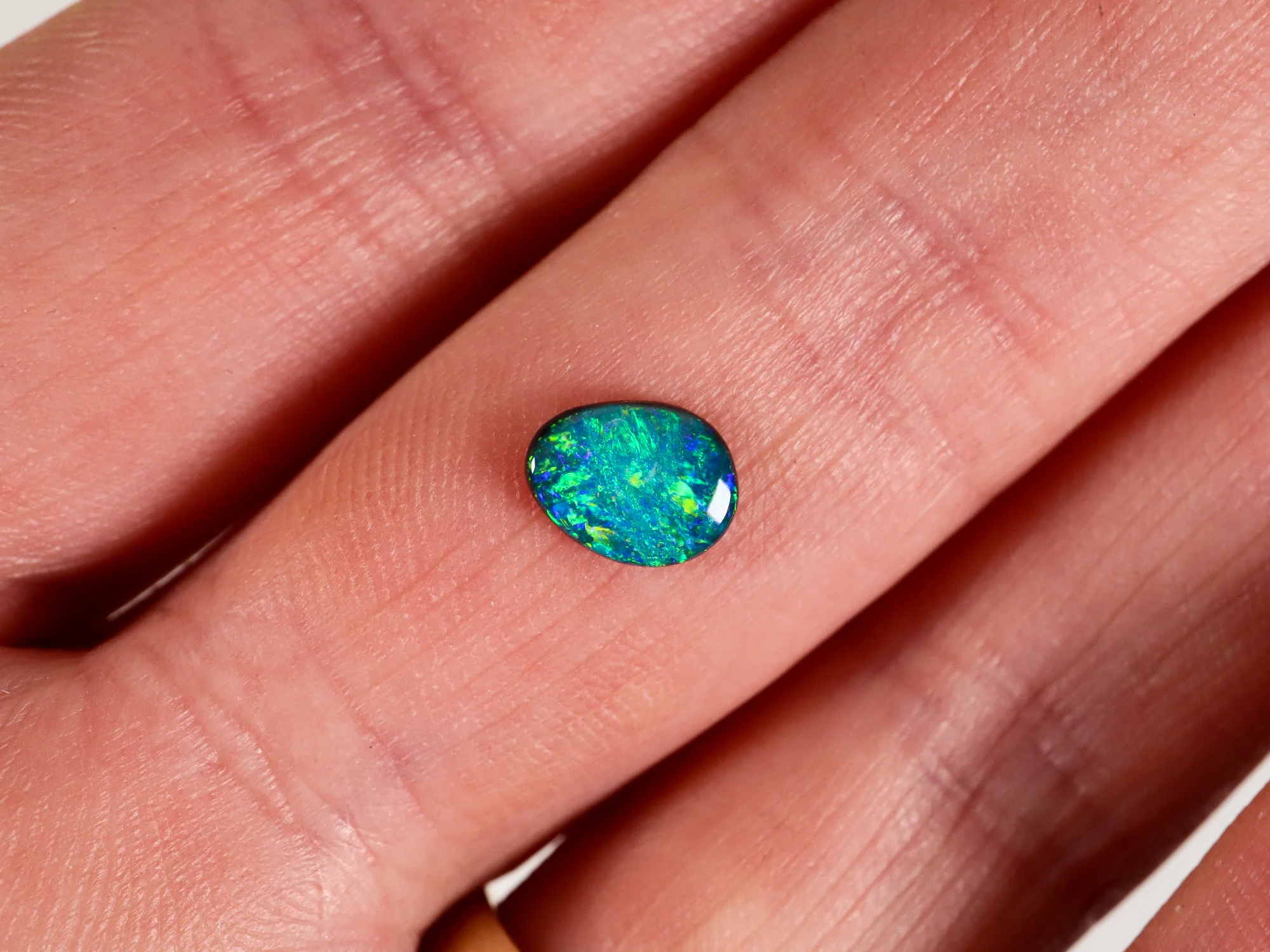 Natural Black Opal - 0.55 cts - Lightning Ridge Australia - Image 9