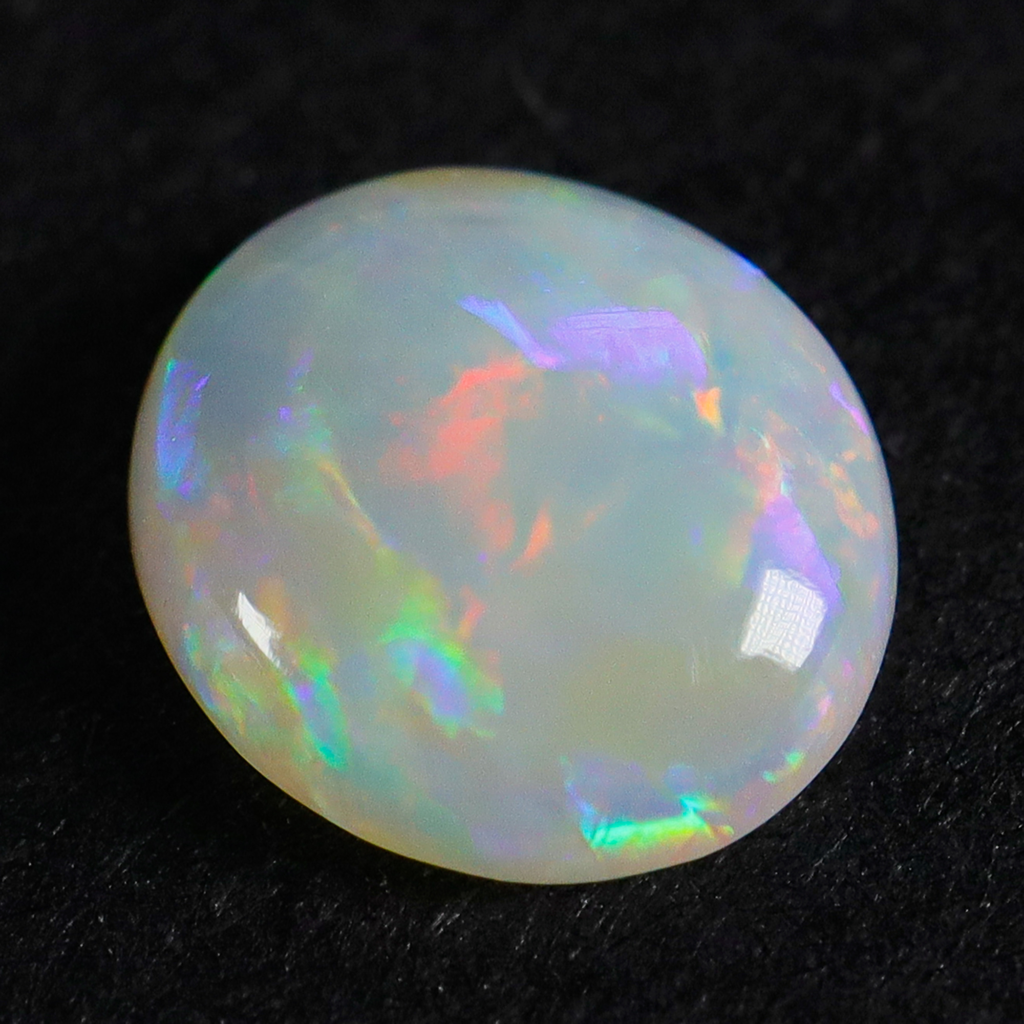Natural Crystal Opal - Lightning Ridge Australia - 0.51 cts