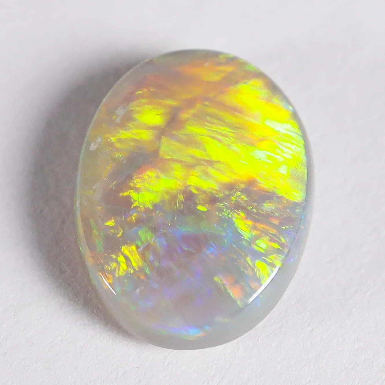 Natural Dark Opal - Lightning Ridge Australia - 0.76 cts